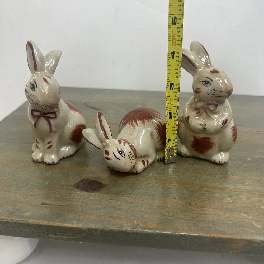 Lot Of 3 Staffordshire Style Bunny Rabbit Small Porcelain Figurine 3-4
